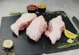 Куряча спинка - замовити мясо гуртом від виробника для ресторанів, кафе, готелів, магазинів 