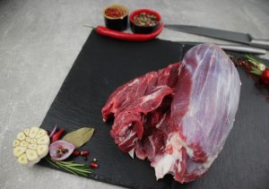 Гомілка яловича передня без кістки - замовити мясо гуртом від виробника для ресторанів, кафе, готелів, магазинів 