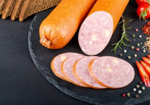 Ковбаса з сиром - замовити мясо гуртом від виробника для ресторанів, кафе, готелів, магазинів 